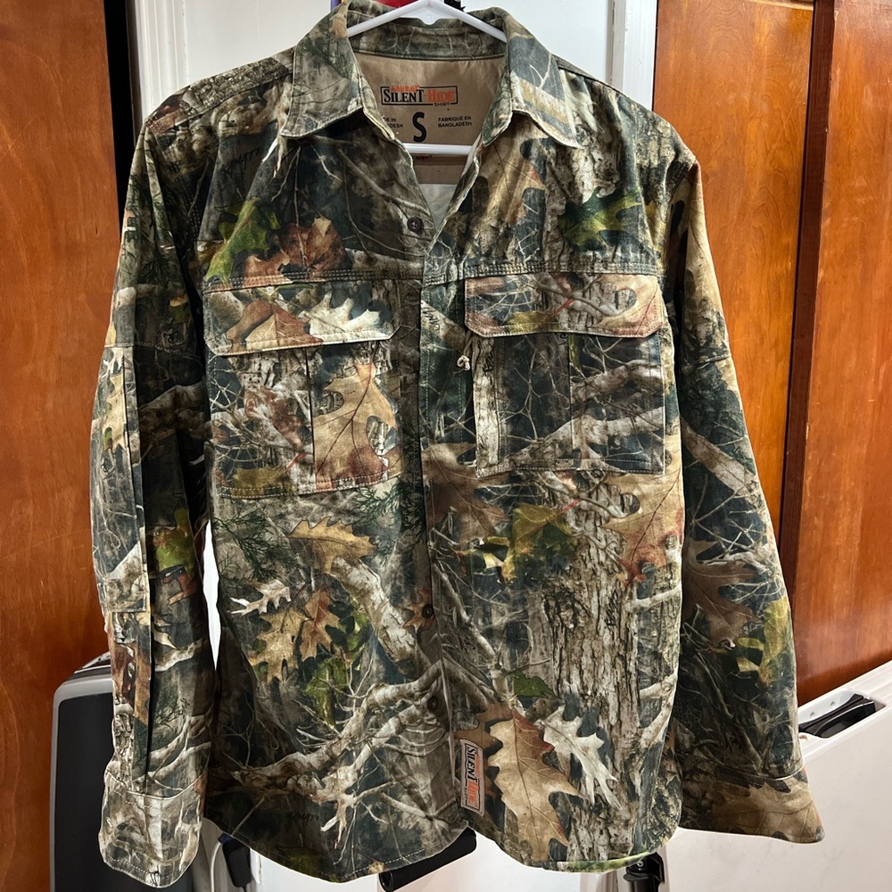 Red head utility shirt good condition.